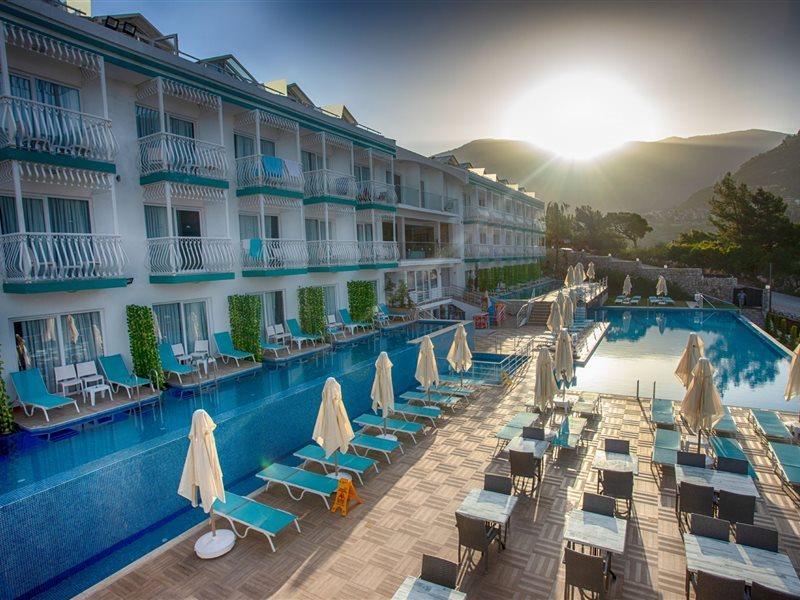 אולודניץ Sertil Royal Forest Hotel מראה חיצוני תמונה